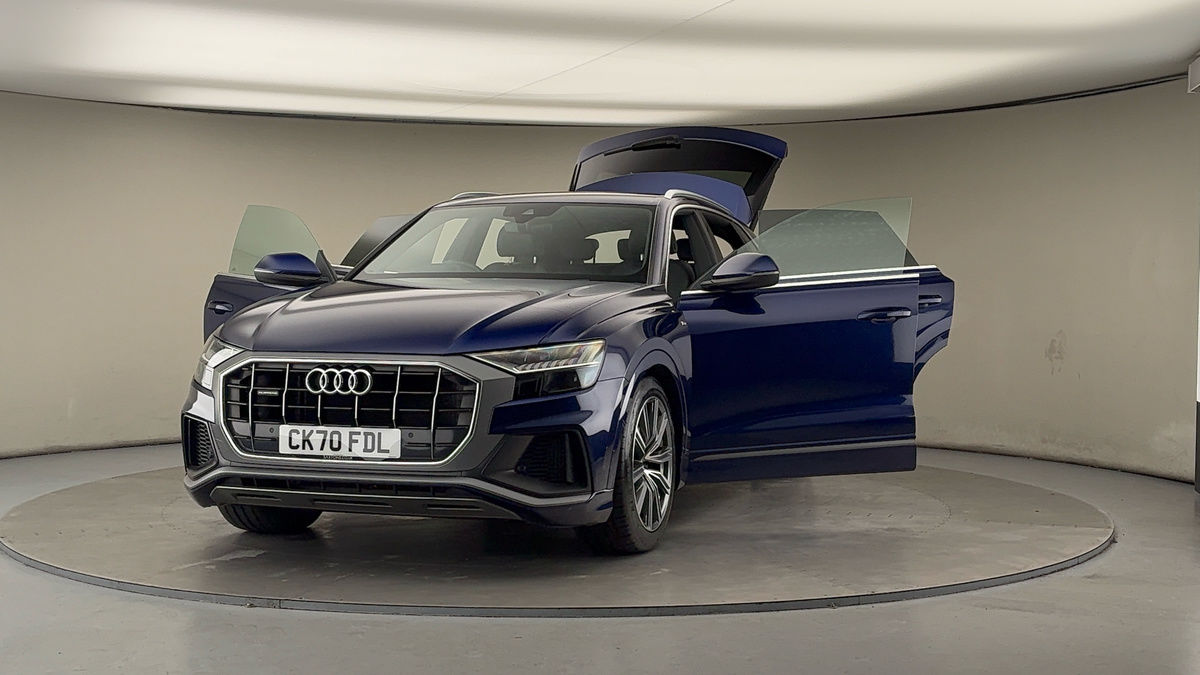 Used Audi Q8 2020 for sale - 76910827: Photo 50