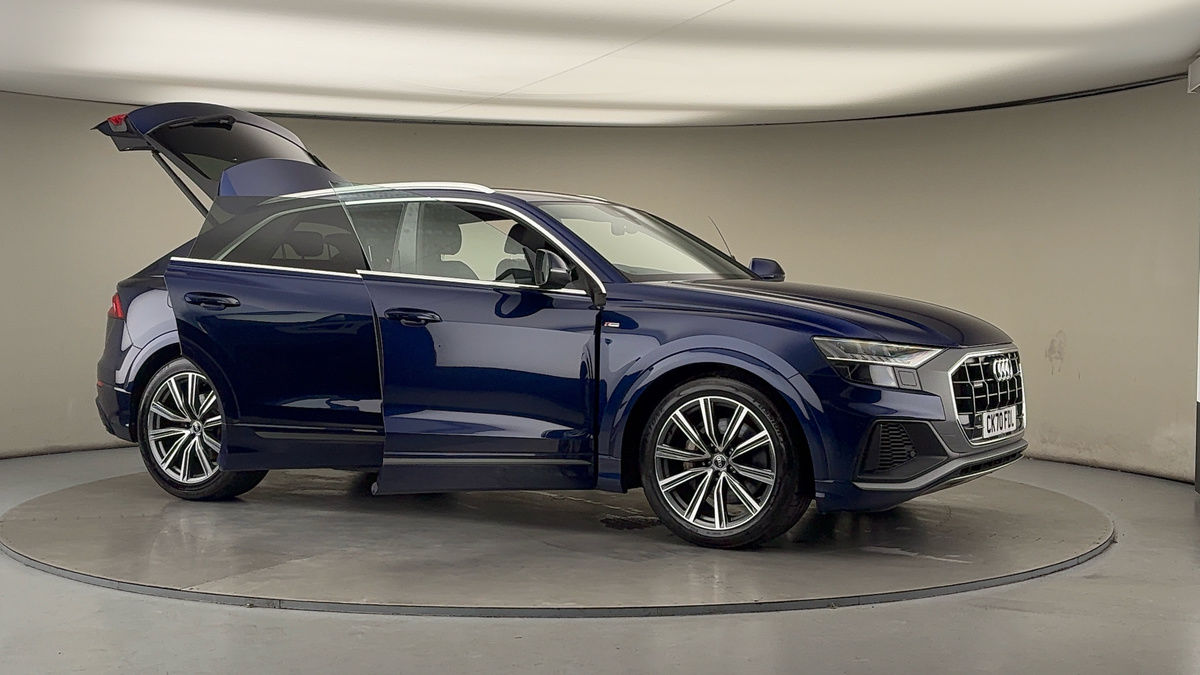 Used Audi Q8 2020 for sale - 76910827: Photo 54