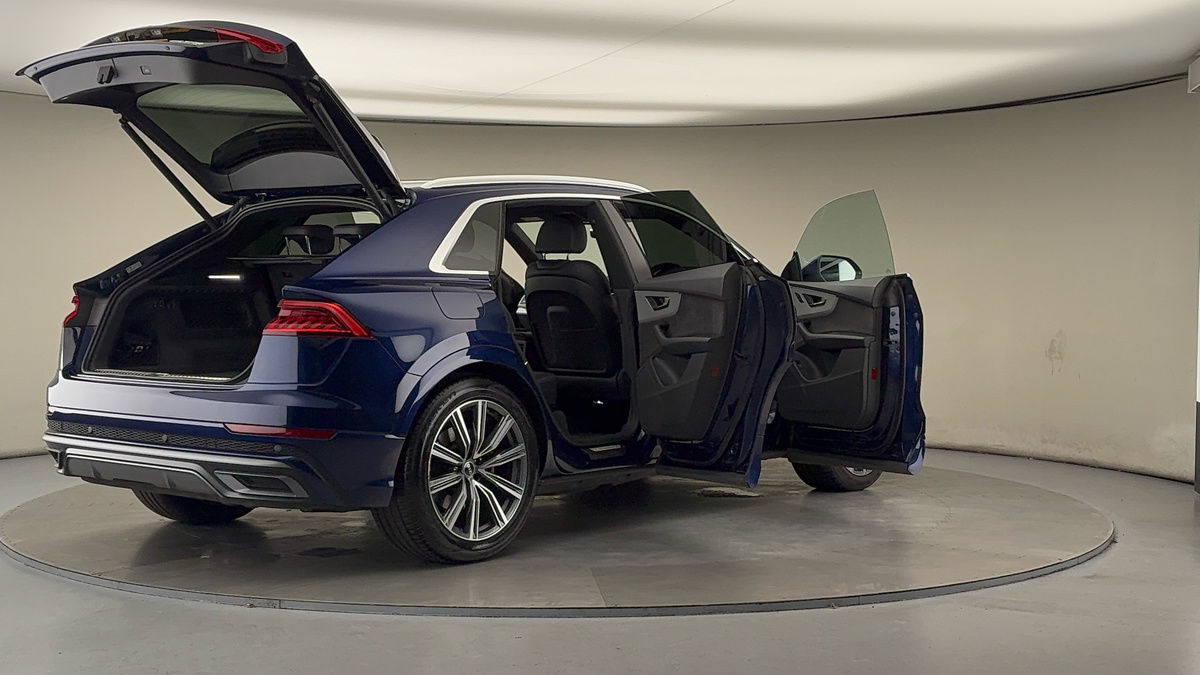 Used Audi Q8 2020 for sale - 76910827: Photo 58