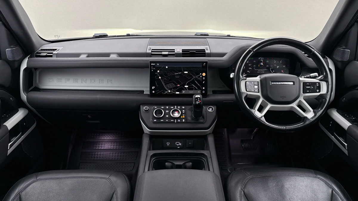 Used Land Rover Defender 110 2021 for sale - 76863679: Photo 12