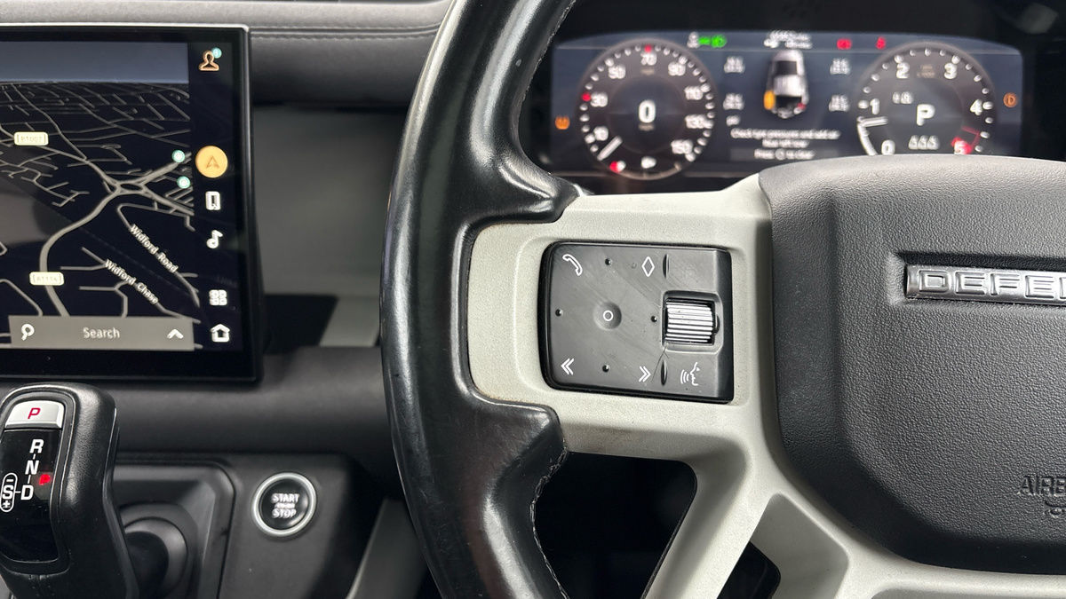 Used Land Rover Defender 110 2021 for sale - 76863679: Photo 13