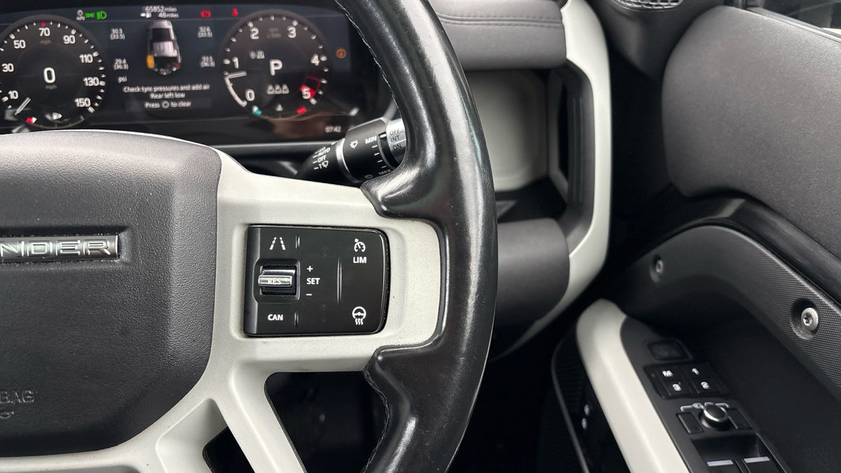 Used Land Rover Defender 110 2021 for sale - 76863679: Photo 14