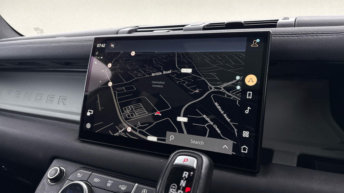 Used Land Rover Defender 110 2021 for sale - 76863679: Photo 17