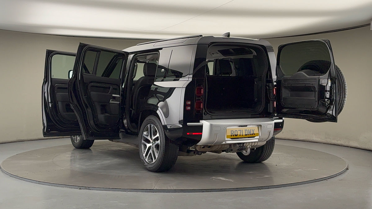 Used Land Rover Defender 110 2021 for sale - 76863679: Photo 23