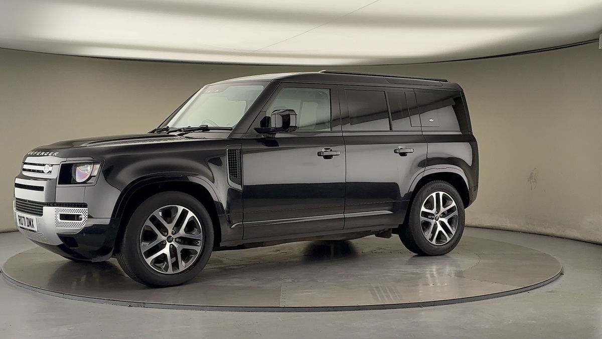 Used Land Rover Defender 110 2021 for sale - 76863679: Photo 30