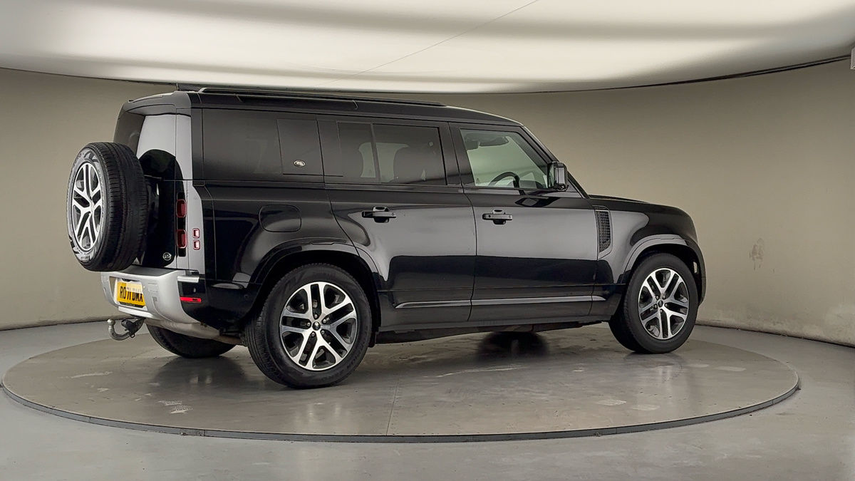 Used Land Rover Defender 110 2021 for sale - 76863679: Photo 39