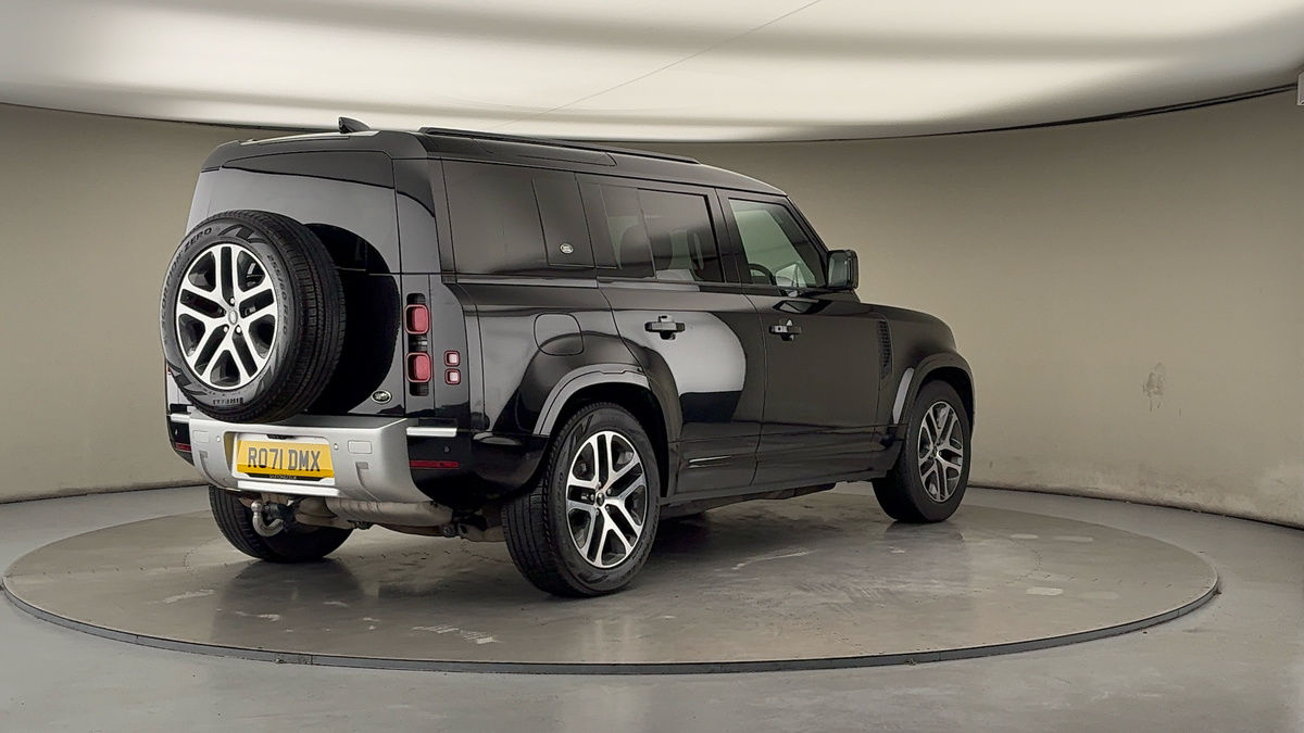 Used Land Rover Defender 110 2021 for sale - 76863679: Photo 40