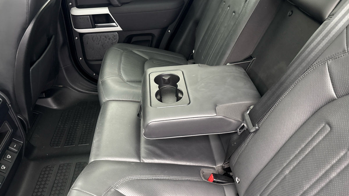 Used Land Rover Defender 110 2021 for sale - 76863679: Photo 9