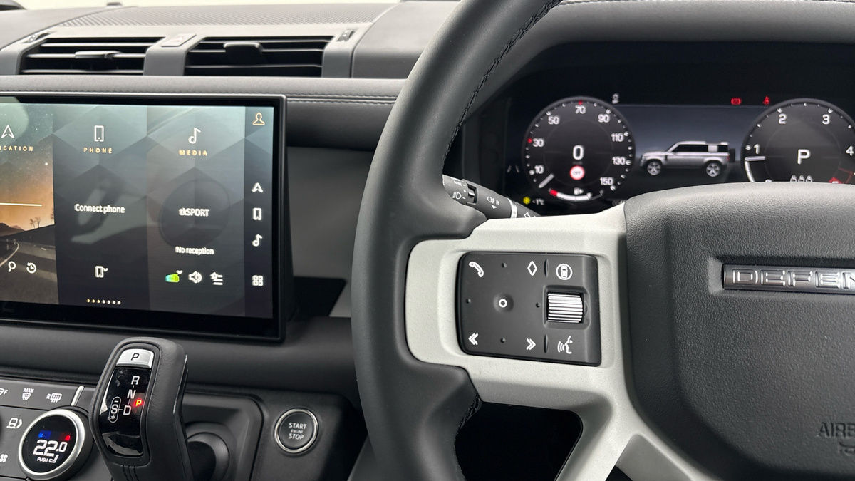 Used Land Rover Defender 110 2025 for sale - 76699135: Photo 13