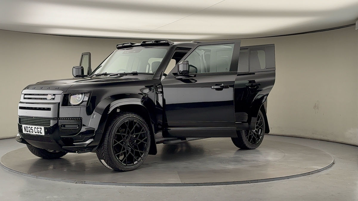 Used Land Rover Defender 110 2025 for sale - 76699135: Photo 54