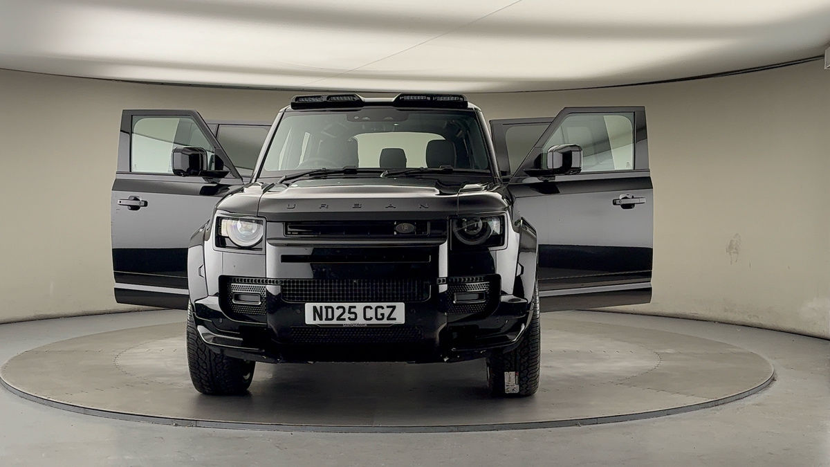 Used Land Rover Defender 110 2025 for sale - 76699135: Photo 56