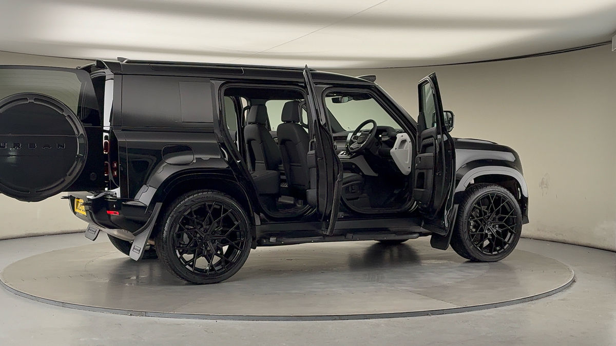 Used Land Rover Defender 110 2025 for sale - 76699135: Photo 62