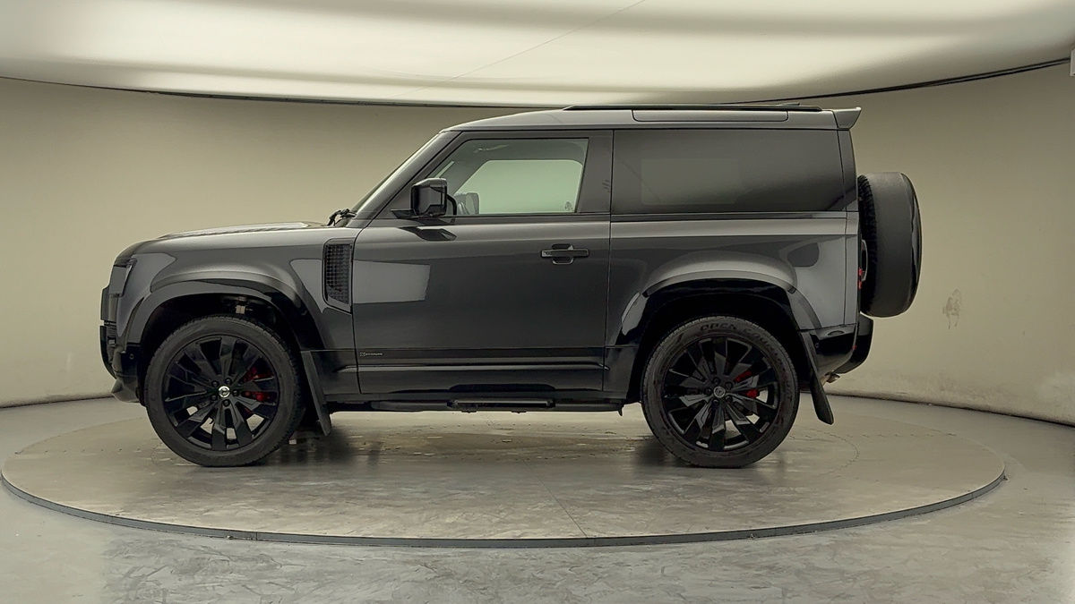 Used Land Rover Defender 90 2021 for sale - 76510577: Photo 15