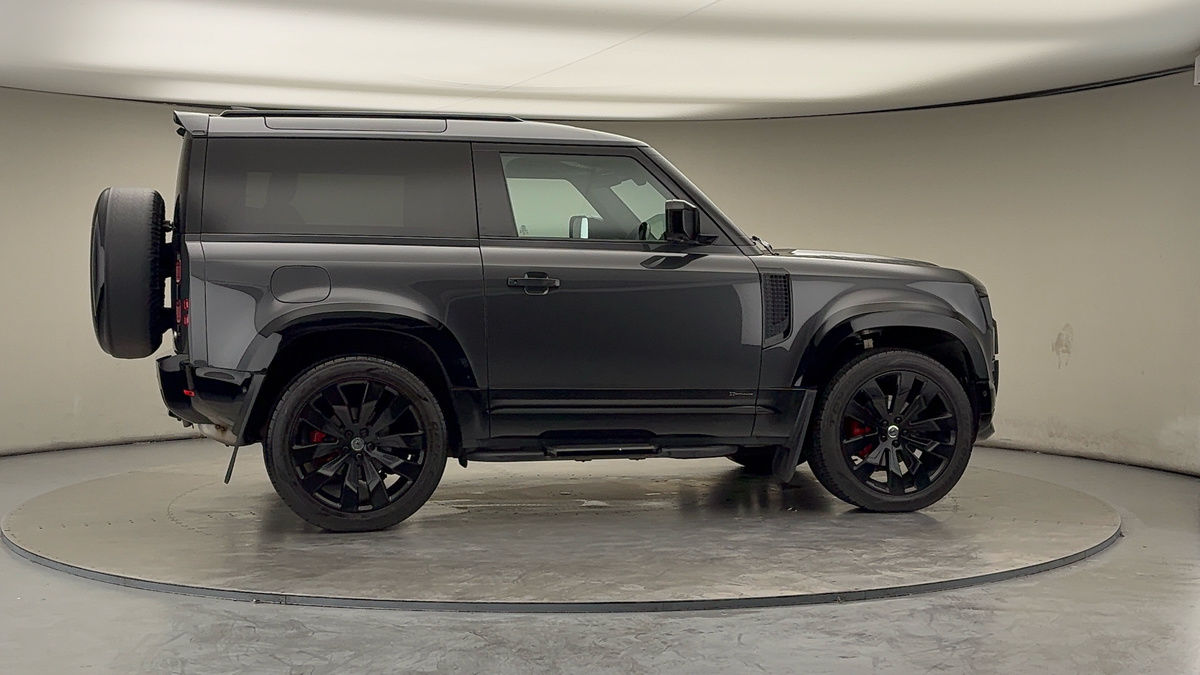 Used Land Rover Defender 90 2021 for sale - 76510577: Photo 39