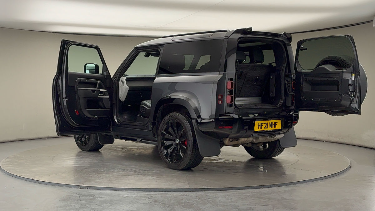 Used Land Rover Defender 90 2021 for sale - 76510577: Photo 45