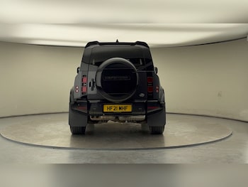 Used Land Rover Defender 90 2021 for sale - 76510577: Photo