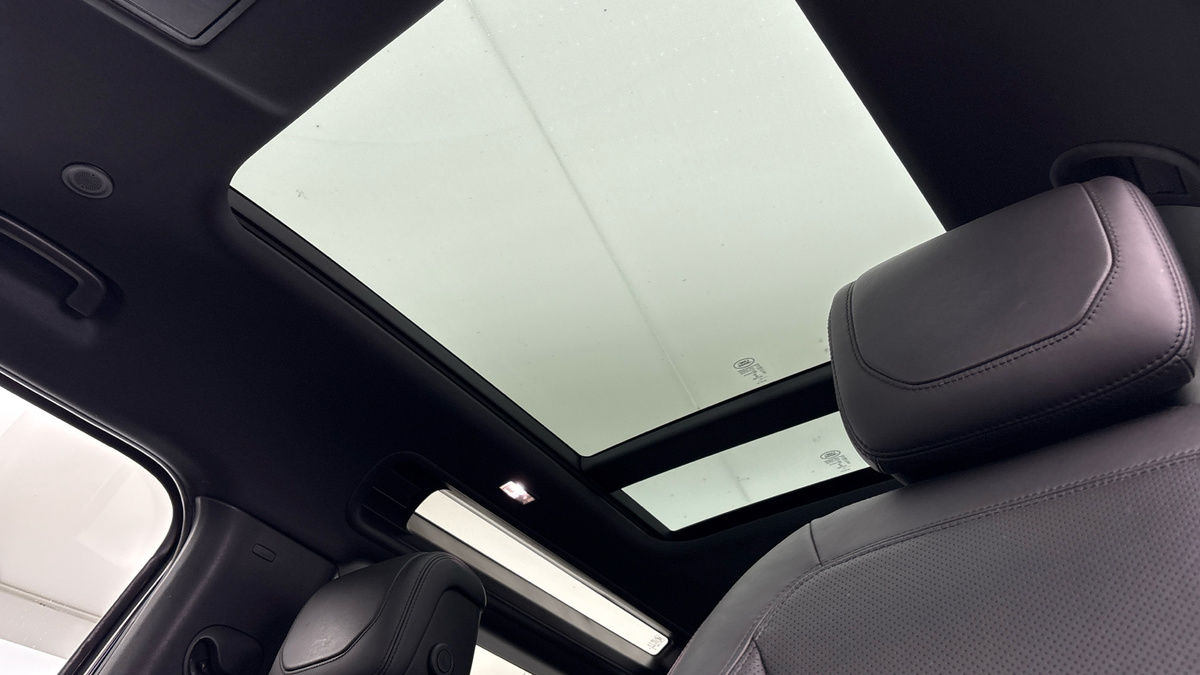 Used Land Rover Defender 90 2021 for sale - 76510577: Photo 6