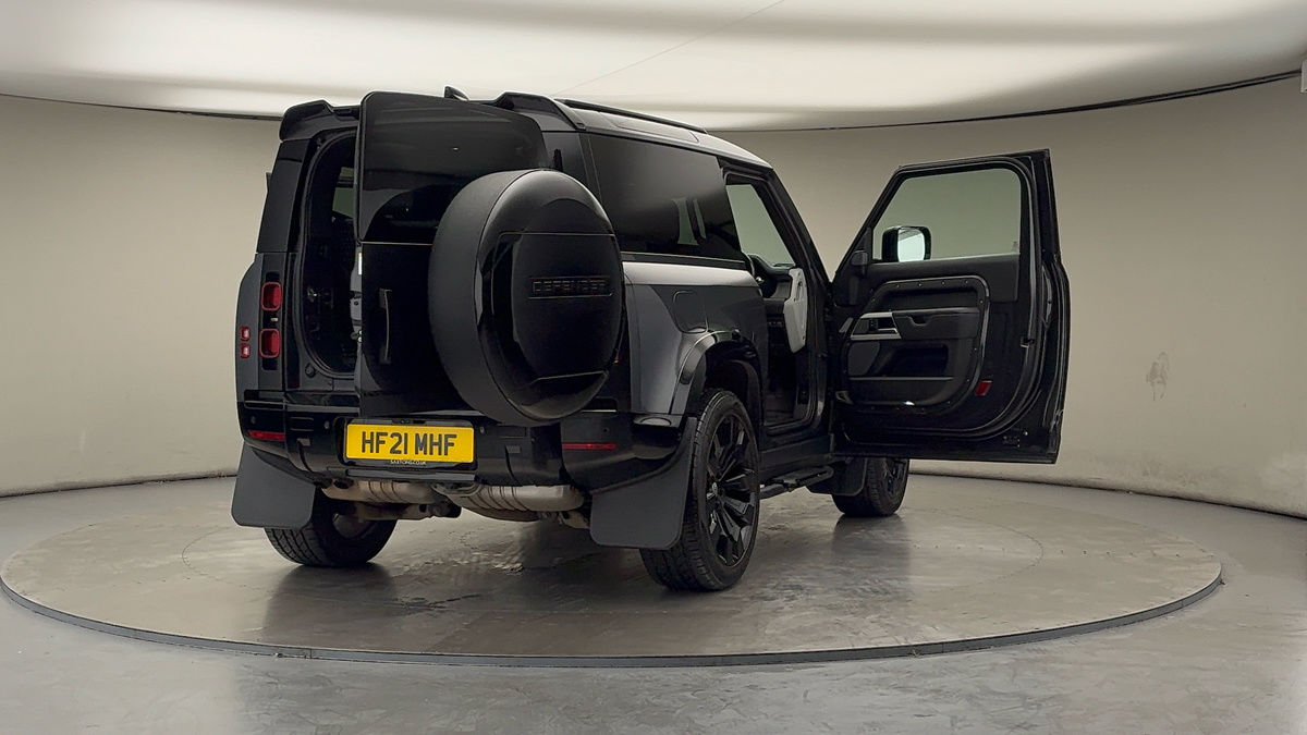 Used Land Rover Defender 90 2021 for sale - 76510577: Photo 61