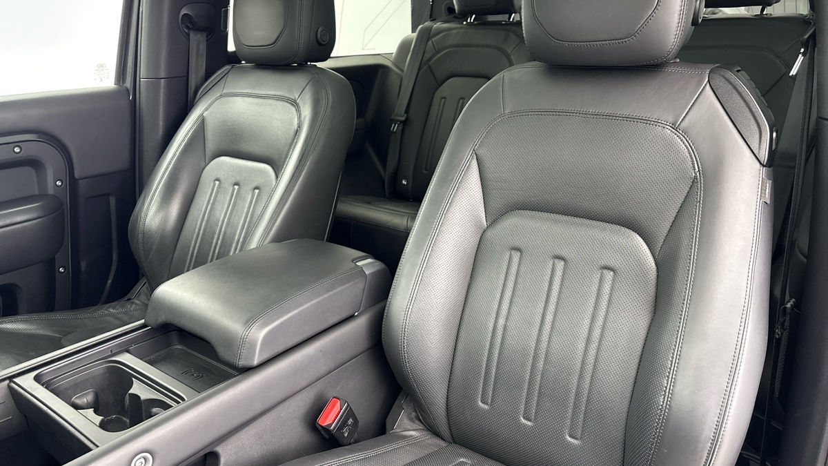 Used Land Rover Defender 90 2021 for sale - 76510577: Photo 7