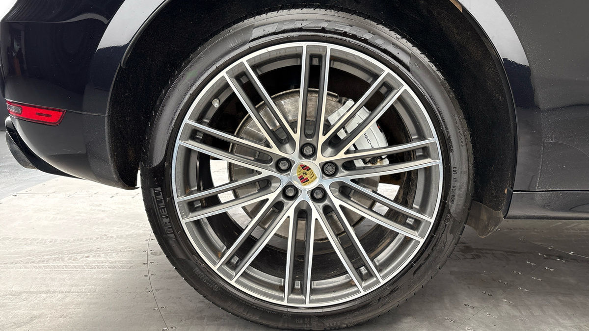 Used Porsche Macan 2020 for sale - 75833418: Photo 10