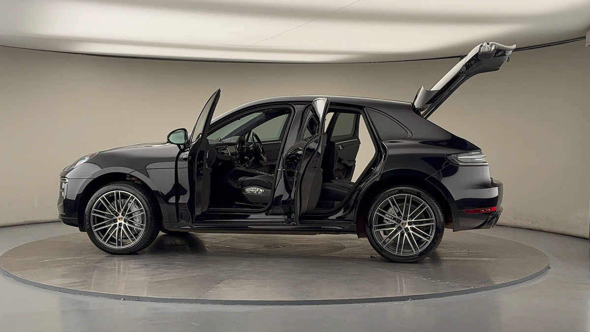 Used Porsche Macan 2020 for sale - 75833418: Photo 49