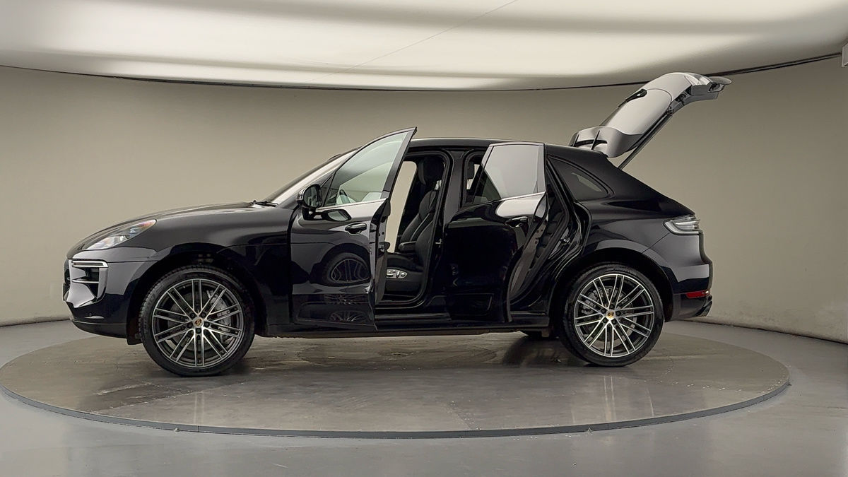 Used Porsche Macan 2020 for sale - 75833418: Photo 50