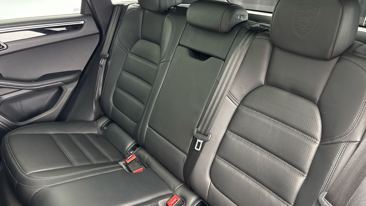 Used Porsche Macan 2020 for sale - 75833418: Photo 8