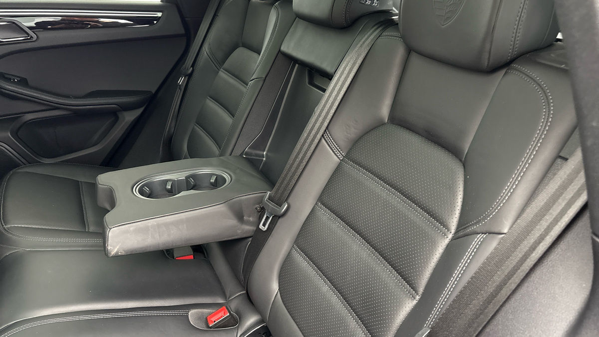 Used Porsche Macan 2020 for sale - 75833418: Photo 9