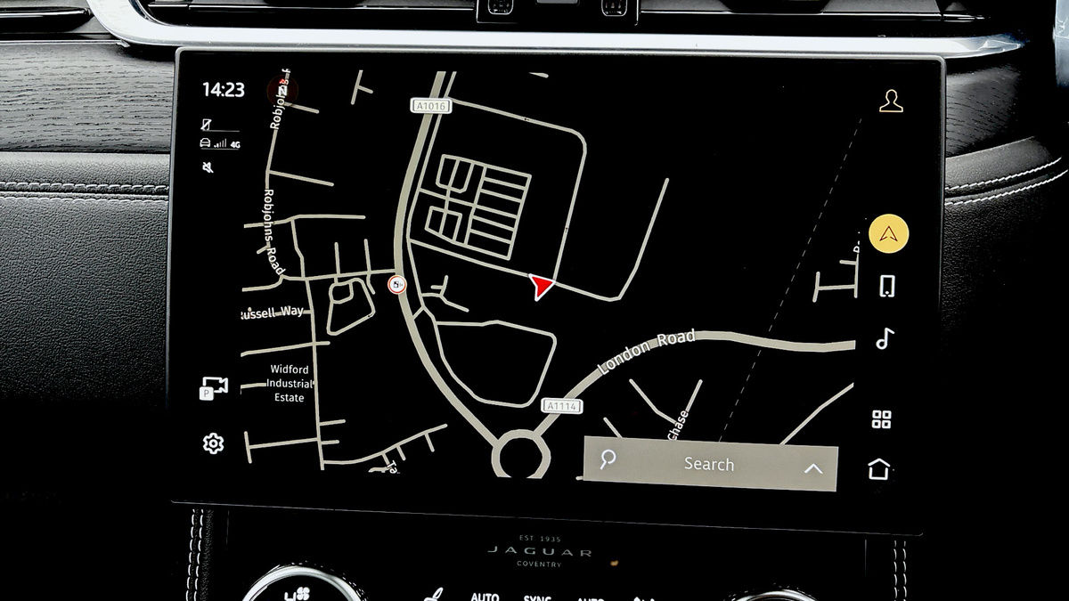Used Jaguar F-Pace 2021 for sale - 76292312: Photo 17