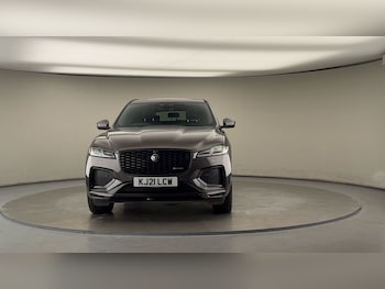 Used Jaguar F-Pace 2021 for sale - 76292312: Photo