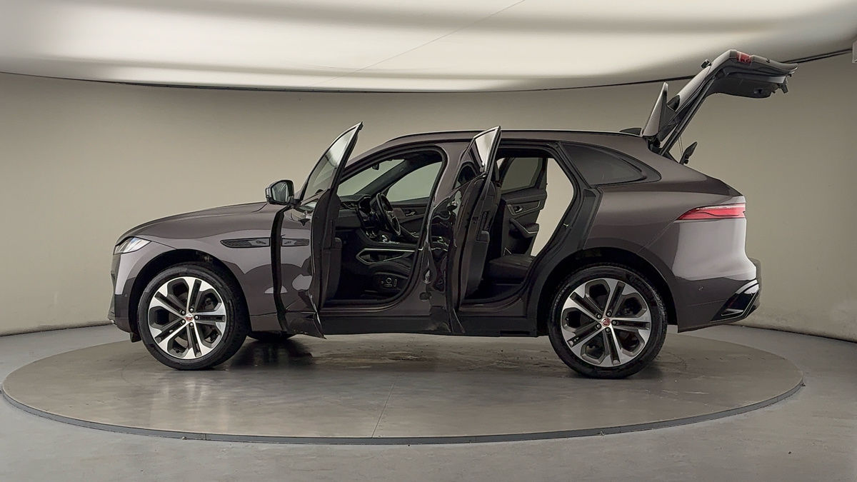 Used Jaguar F-Pace 2021 for sale - 76292312: Photo 47