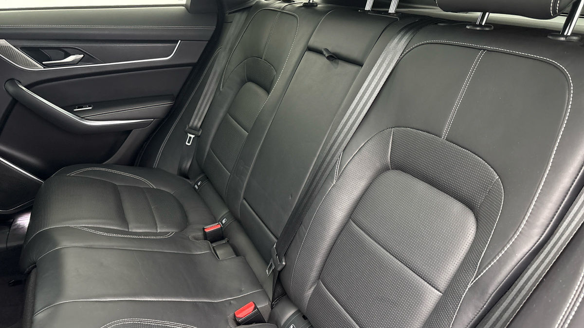 Used Jaguar F-Pace 2021 for sale - 76292312: Photo 8