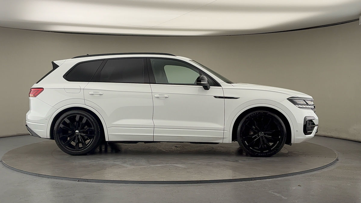 Used Volkswagen Touareg 2023 for sale - 76357247: Photo 37