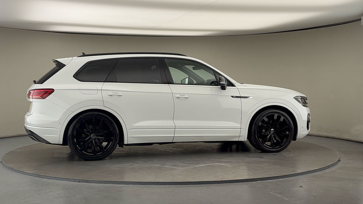 Used Volkswagen Touareg 2023 for sale - 76357247: Photo 38