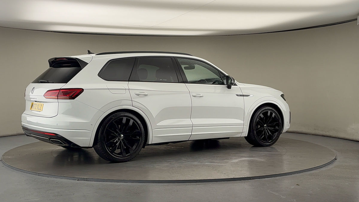 Used Volkswagen Touareg 2023 for sale - 76357247: Photo 39