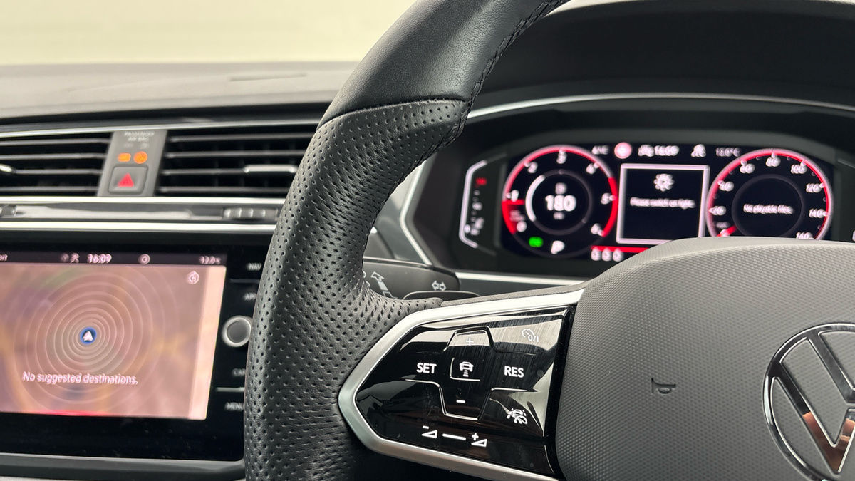 Used Volkswagen Tiguan 2023 for sale - 76863678: Photo 13