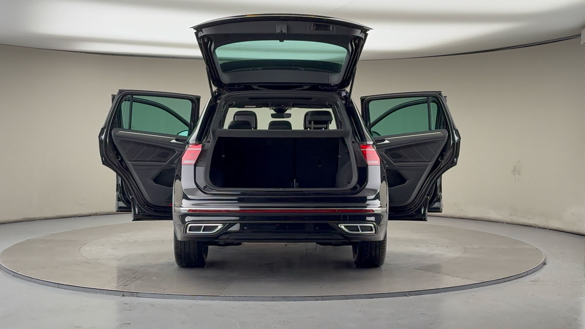 Used Volkswagen Tiguan 2023 for sale - 76863678: Photo 60