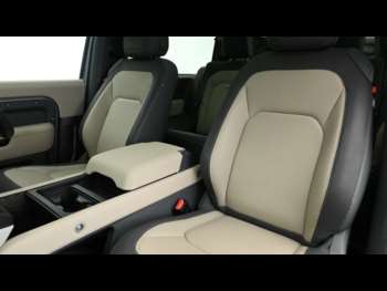 Used Land Rover Defender 90 2023 for sale - 74107170: Photo