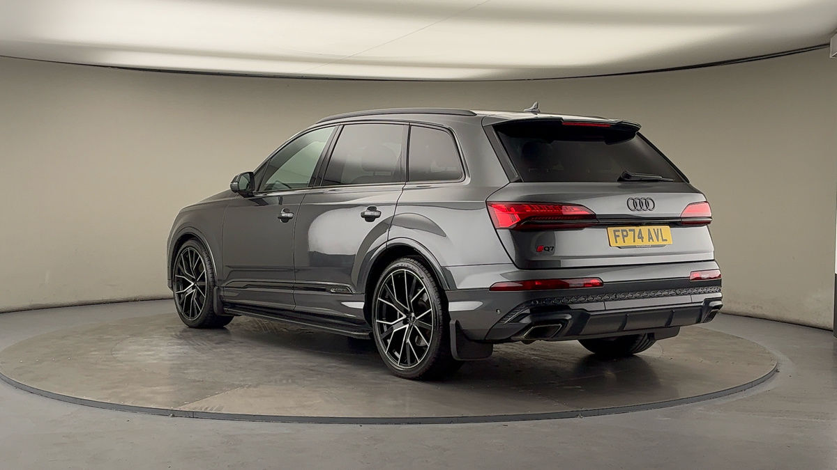Used Audi Q7 2024 for sale - 76119516: Photo 2