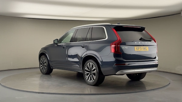 Used Volvo XC90 2021 for sale - 76304617: Photo 2