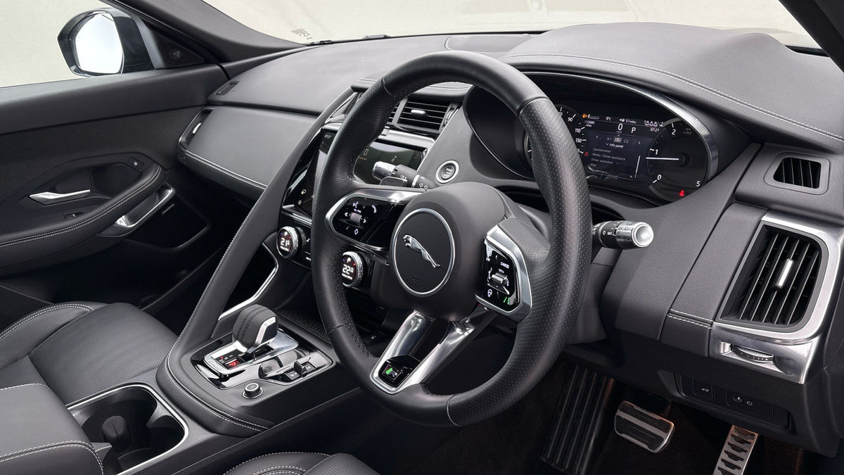 Used Jaguar E-Pace 2022 for sale - 77906148: Photo 5