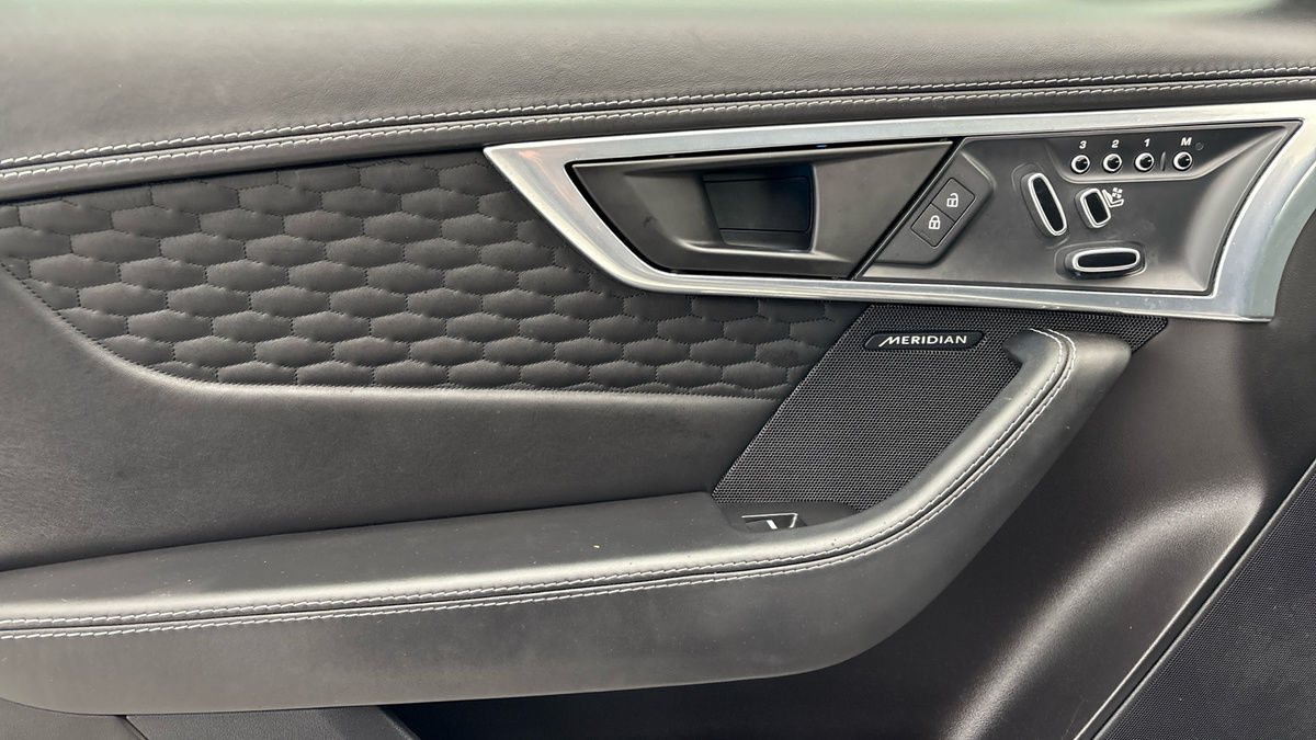 Used Jaguar F-Type 2021 for sale - 77065493: Photo 19