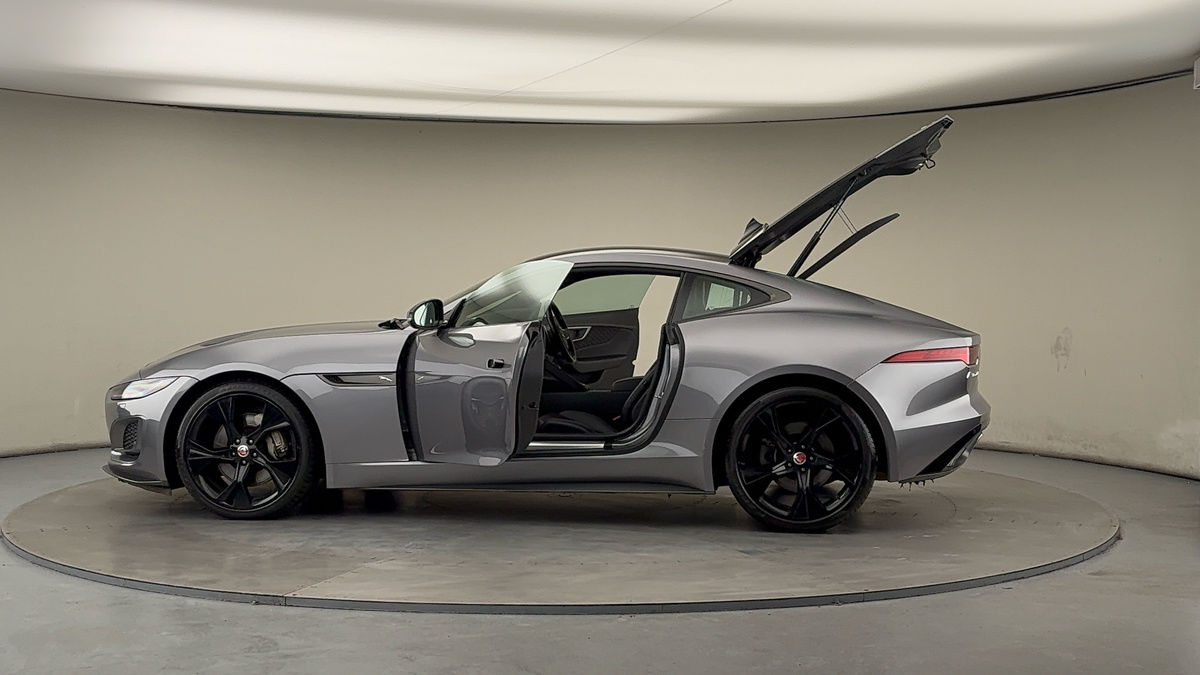 Used Jaguar F-Type 2021 for sale - 77065493: Photo 46