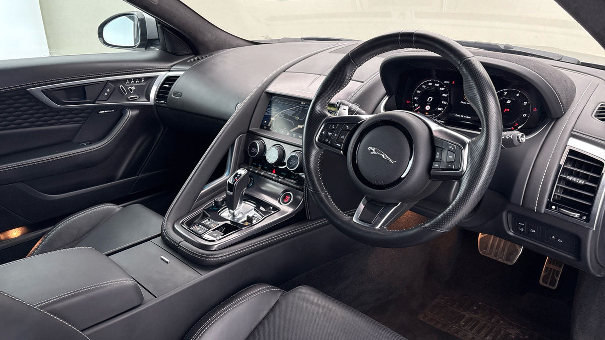 Used Jaguar F-Type 2021 for sale - 77065493: Photo 5