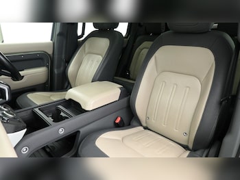 Used Land Rover Defender 110 2021 for sale - 75047882: Photo