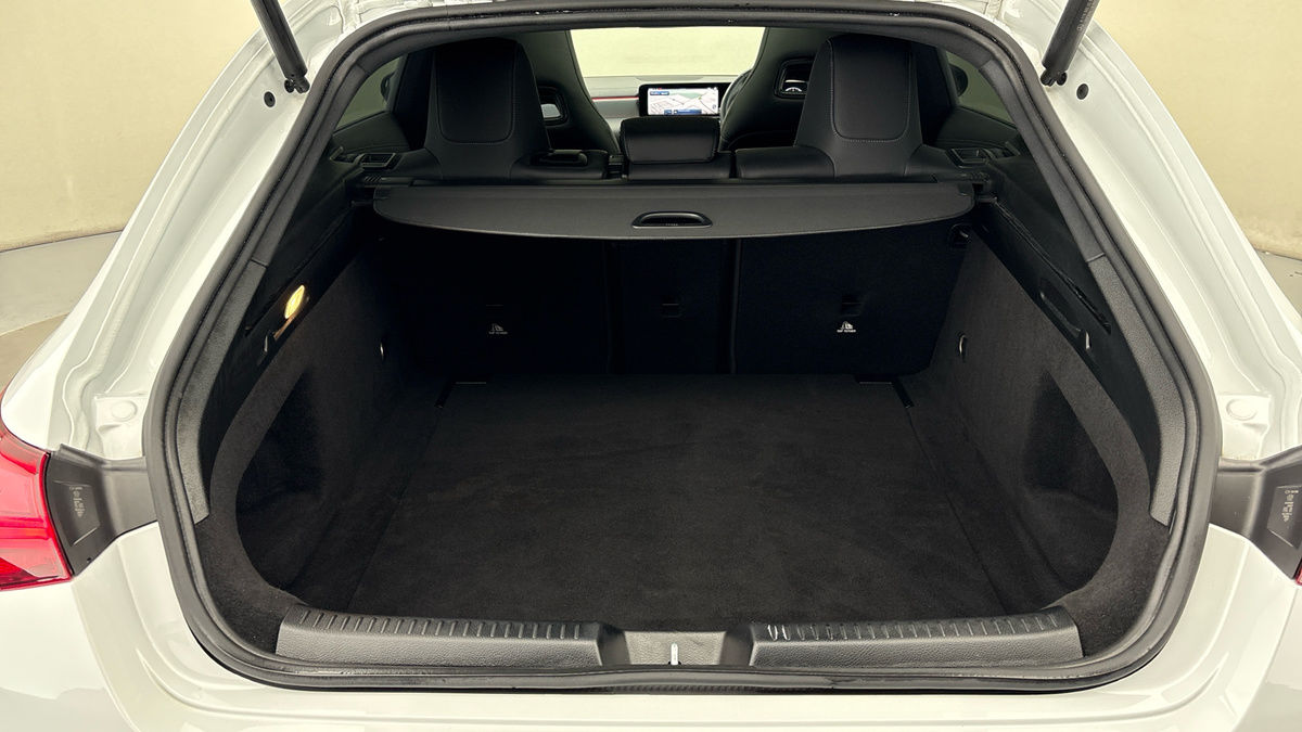 Used Mercedes-Benz CLA 2024 for sale - 76536386: Photo 11