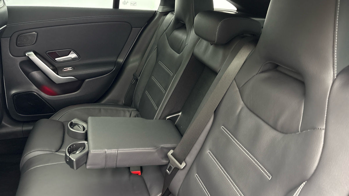 Used Mercedes-Benz CLA 2024 for sale - 76536386: Photo 9