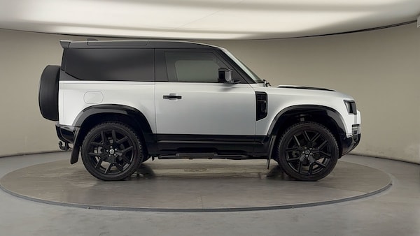 Used Land Rover Defender 90 2021 for sale - 76119517: Photo 16
