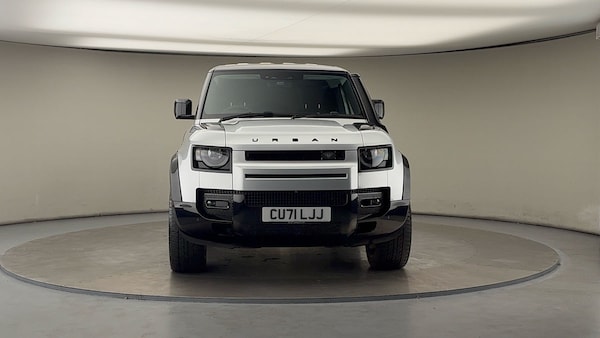 Used Land Rover Defender 90 2021 for sale - 76119517: Photo 32
