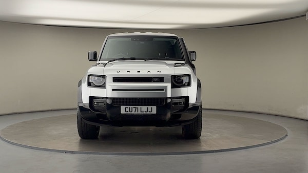 Used Land Rover Defender 90 2021 for sale - 76119517: Photo 3